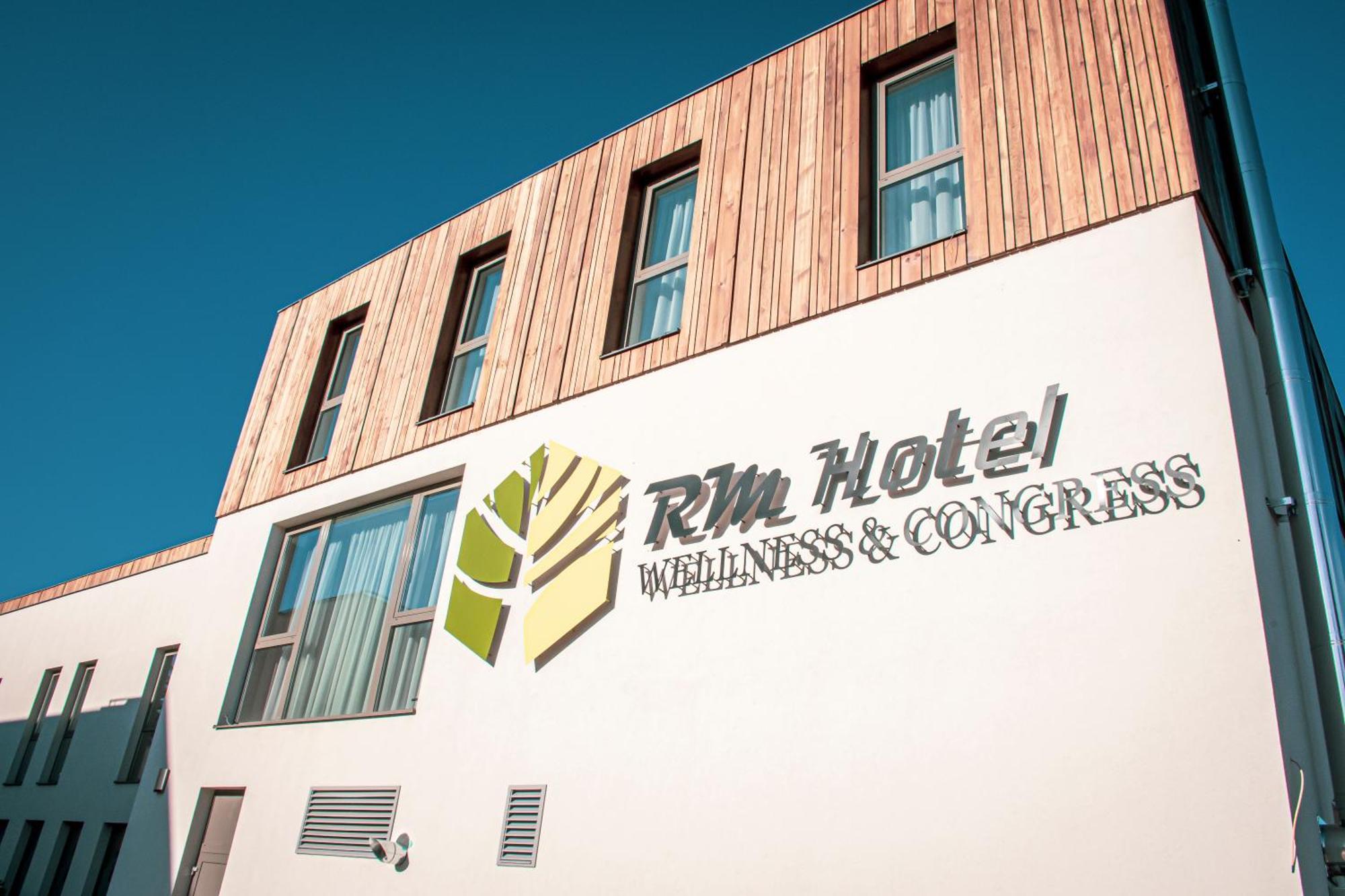 Rm Hotel Wellness & Congress Prievidza Exterior photo