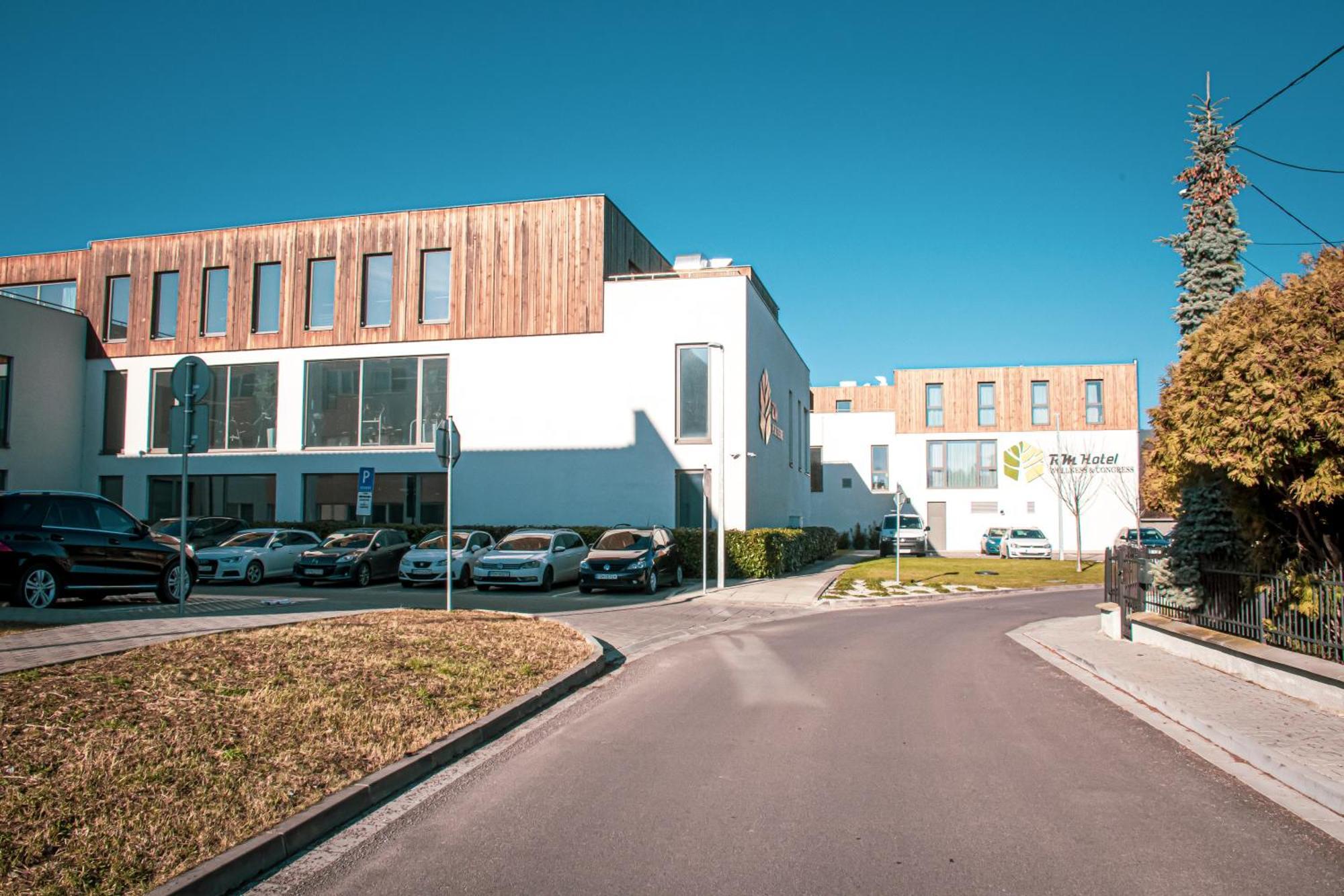 Rm Hotel Wellness & Congress Prievidza Exterior photo