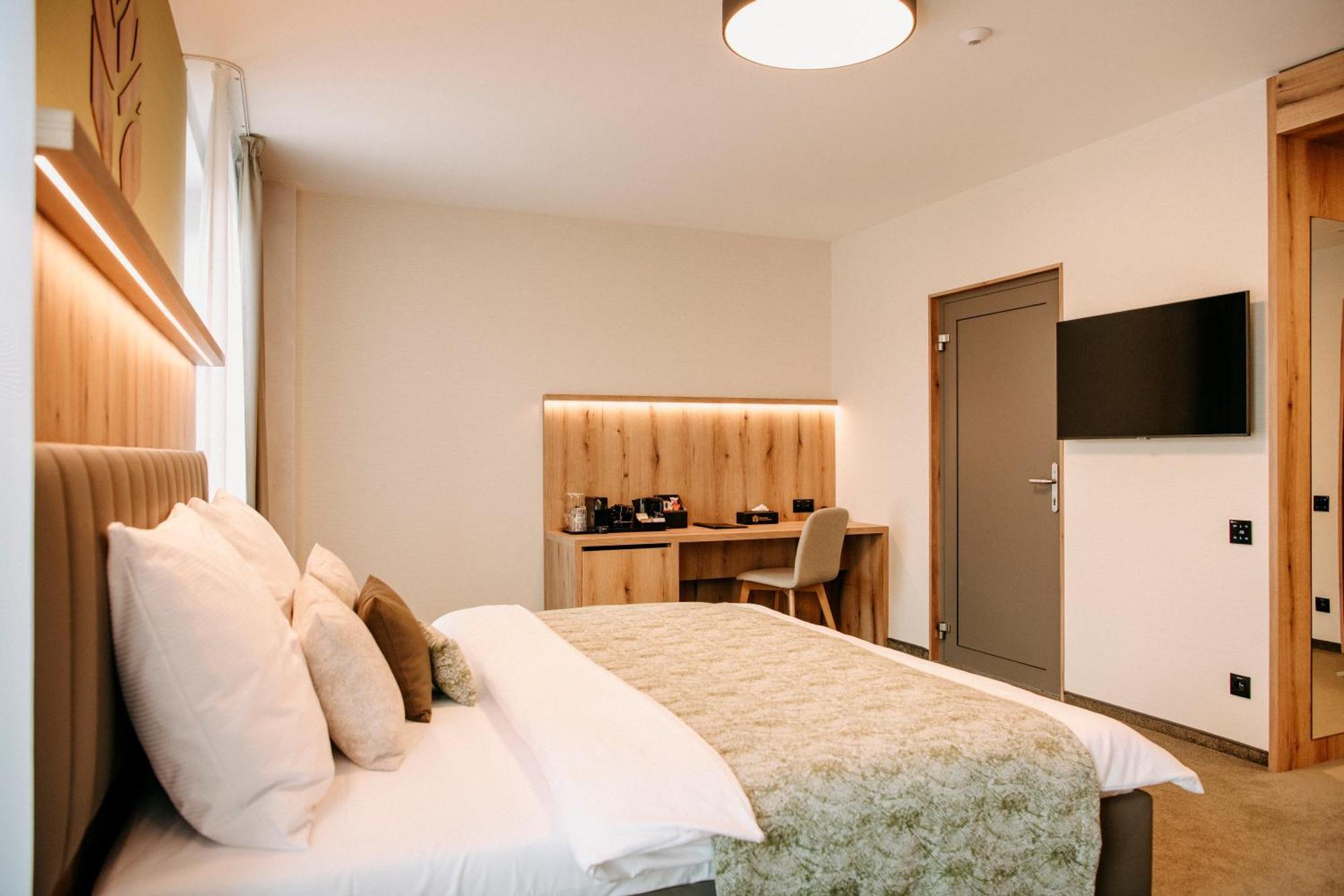 Rm Hotel Wellness & Congress Prievidza Exterior photo