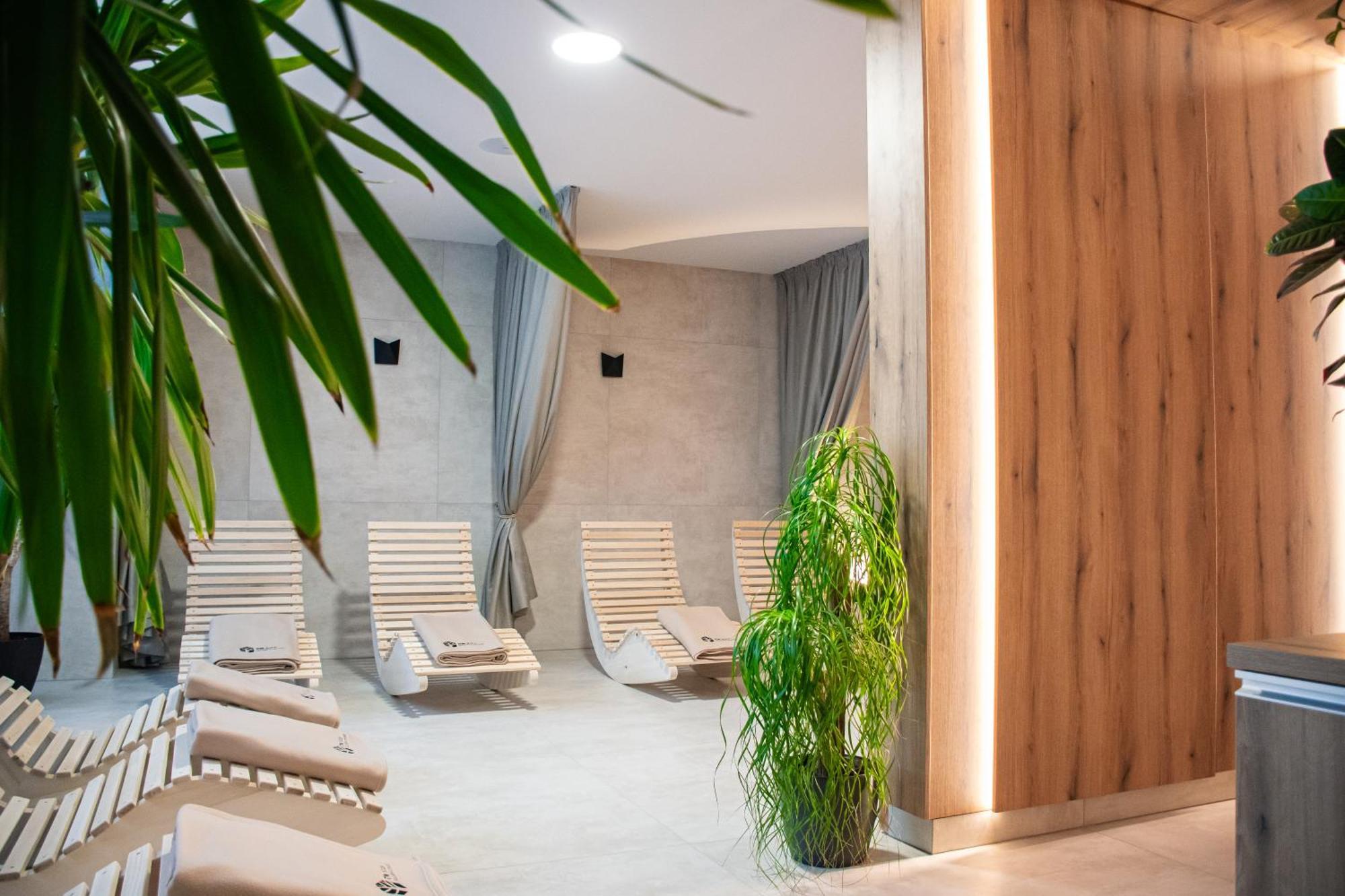 Rm Hotel Wellness & Congress Prievidza Exterior photo